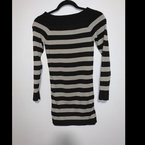 Gray and black long sleeve sweater dress